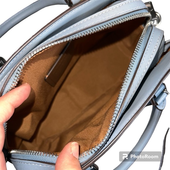 Coach Handbag - Picture 4 of 6